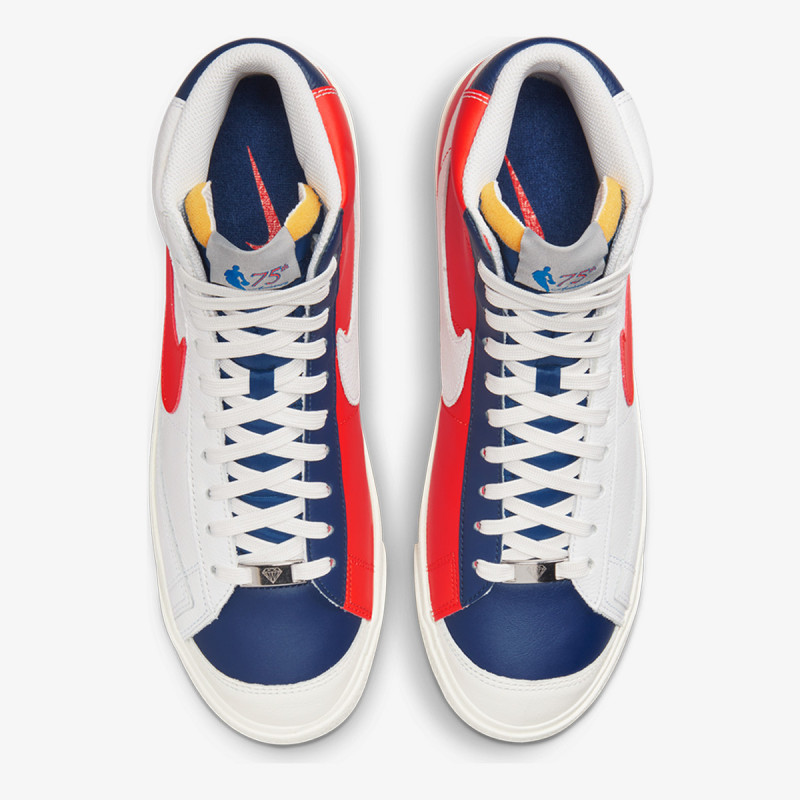 NIKE Blazer Mid '77 EMB 