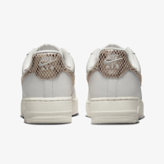 NIKE Air Force 1 '07 