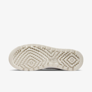 NIKE AIR FORCE 1 LUXE 