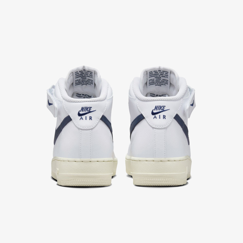 NIKE Air Force 1 '07 