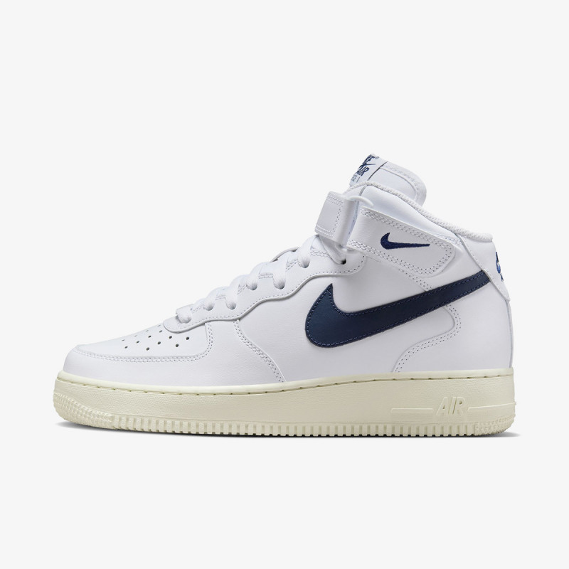 NIKE Air Force 1 '07 