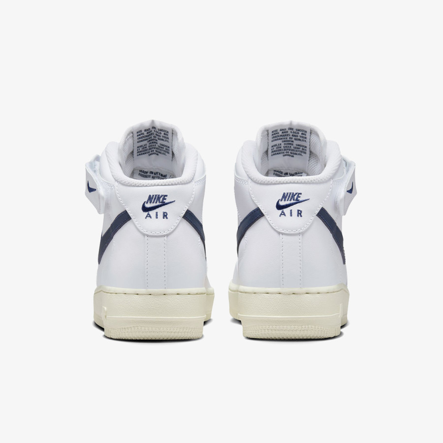 NIKE Air Force 1 '07 