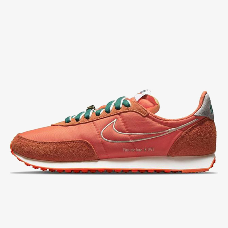 NIKE Waffle Trainer 2 