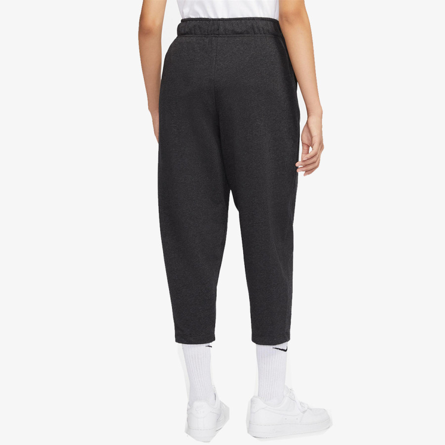 NIKE Sportswear Collection Essentials Fleece