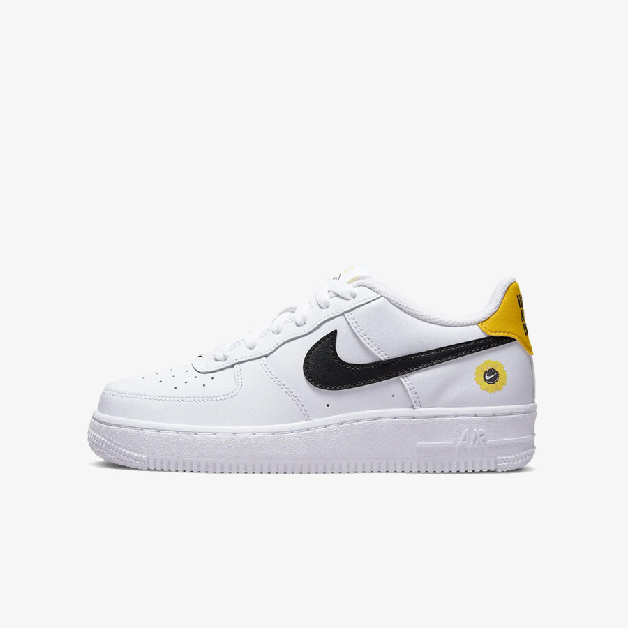 NIKE AIR FORCE 1 LV8 