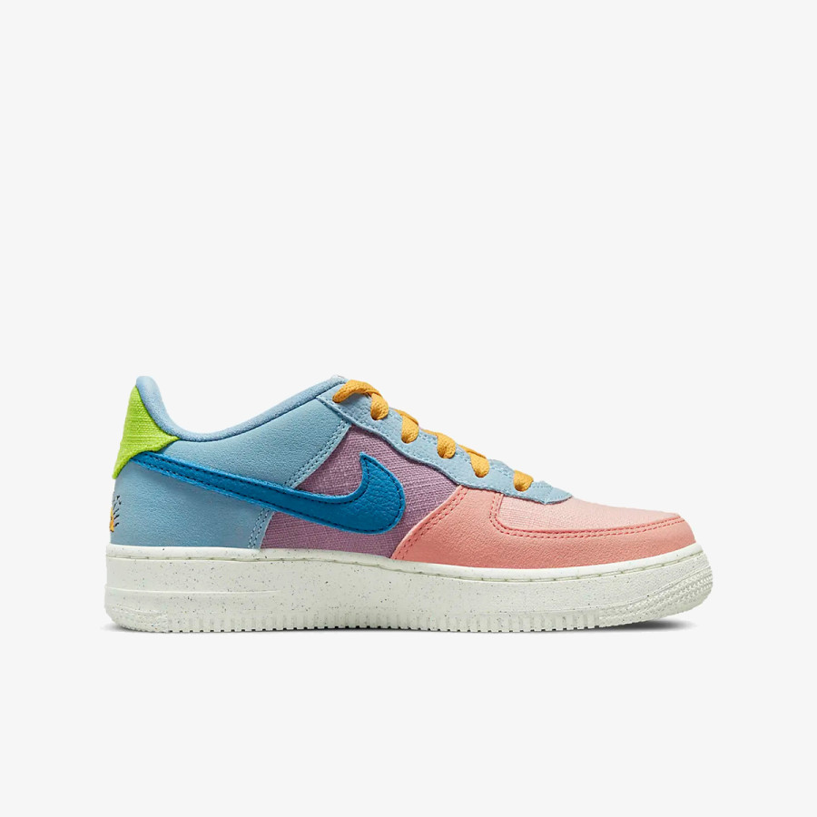 NIKE Air Force 1 LV8 Next Nature 