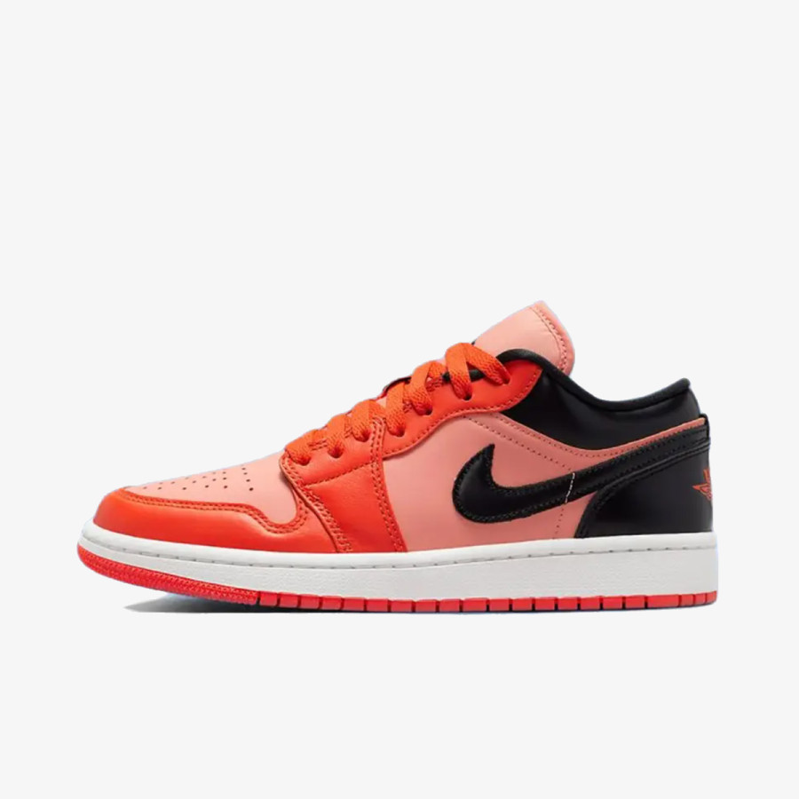 NIKE WMNS AIR JORDAN 1 LOW SE 