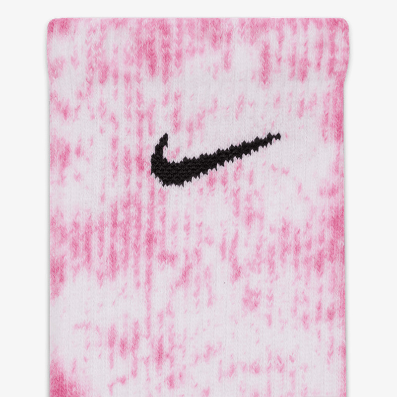 NIKE Everyday Plus 