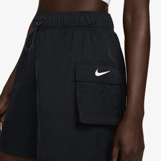 NIKE Sportswear Essential 