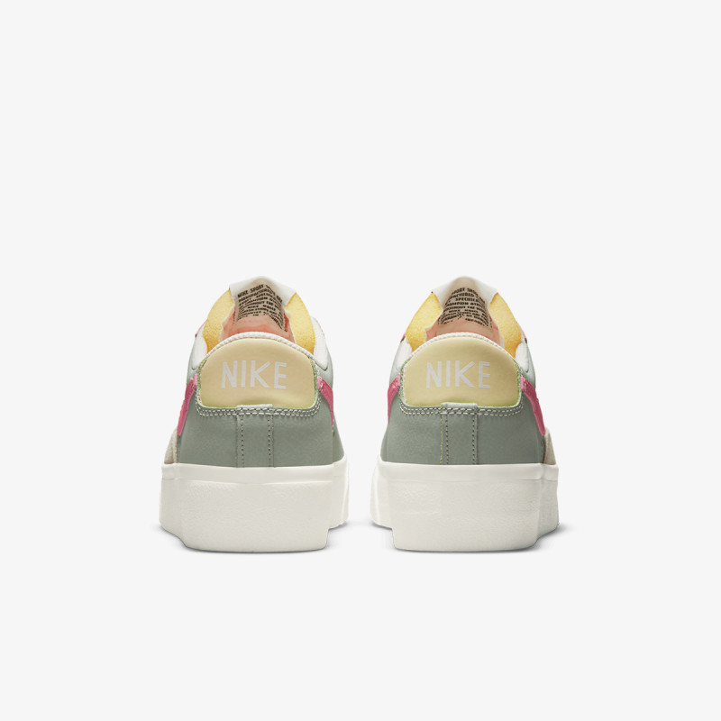NIKE Blazer Low Platform 