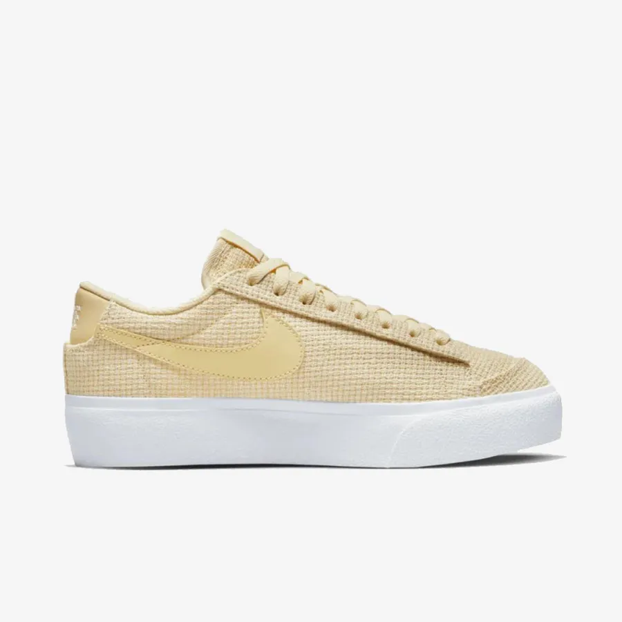 NIKE Blazer Low Platform 