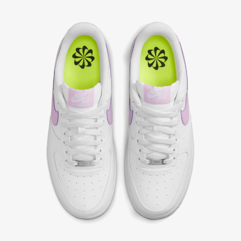 NIKE Air Force 1 '07 