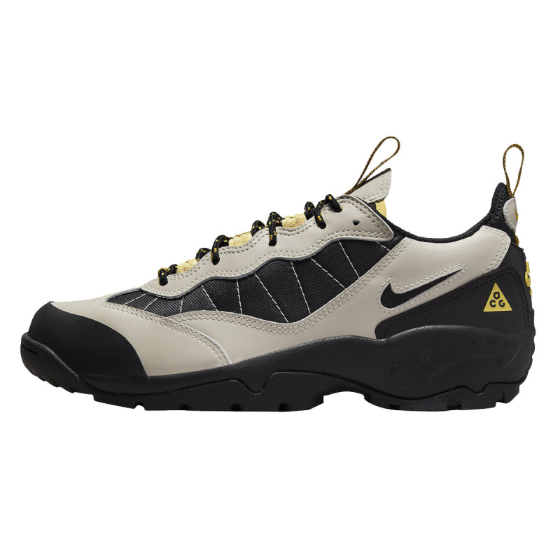 NIKE ACG AIR MADA 