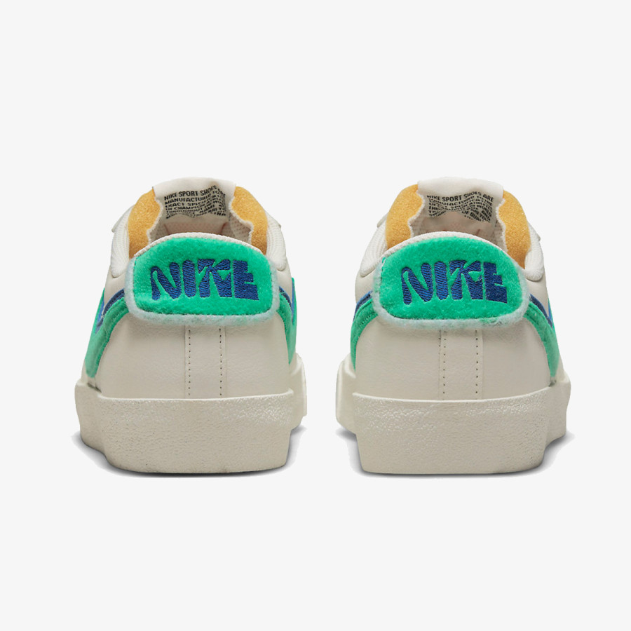 NIKE BLAZER LOW '77 SE FIBER NN 