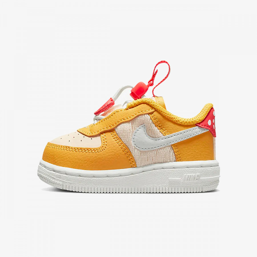 NIKE Force 1 Toggle 