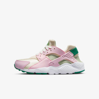 NIKE Huarache Run 