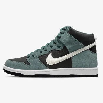NIKE DUNK 