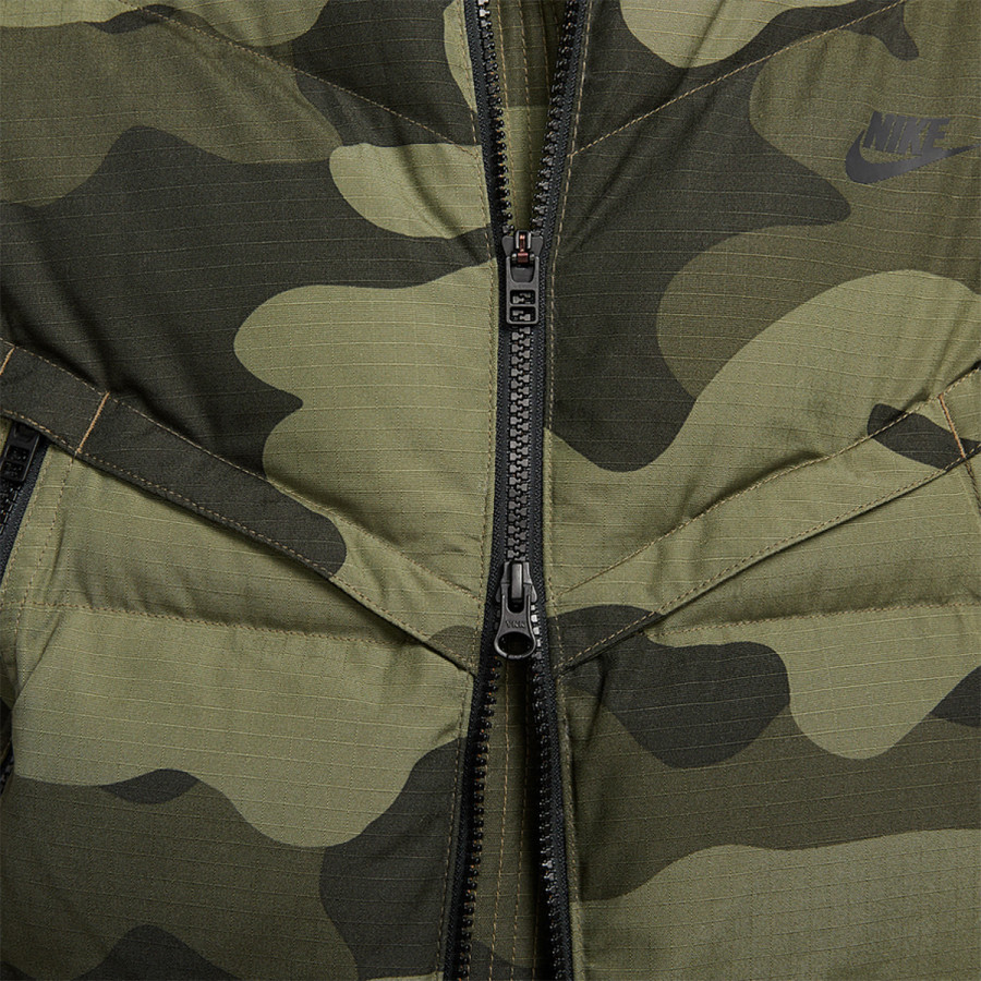 NIKE Sportswear Storm-FIT Windrunner 