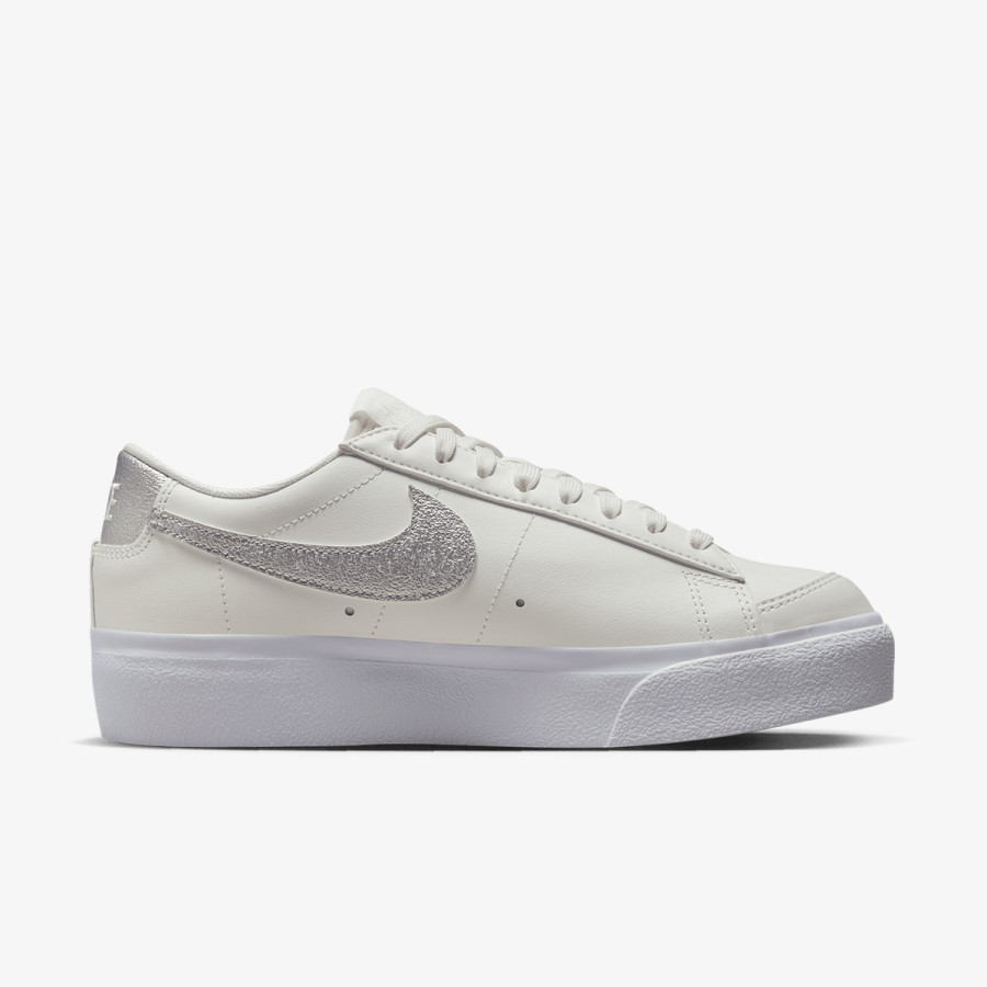 NIKE Blazer Low Platform 