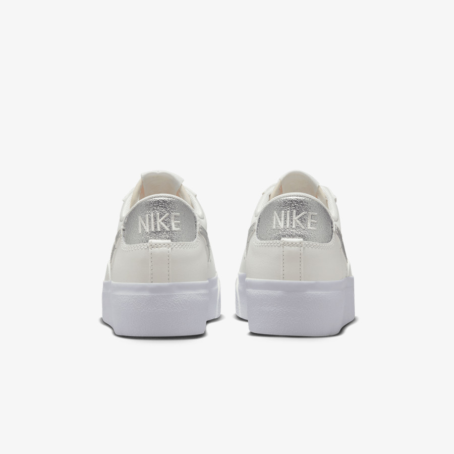 NIKE Blazer Low Platform 