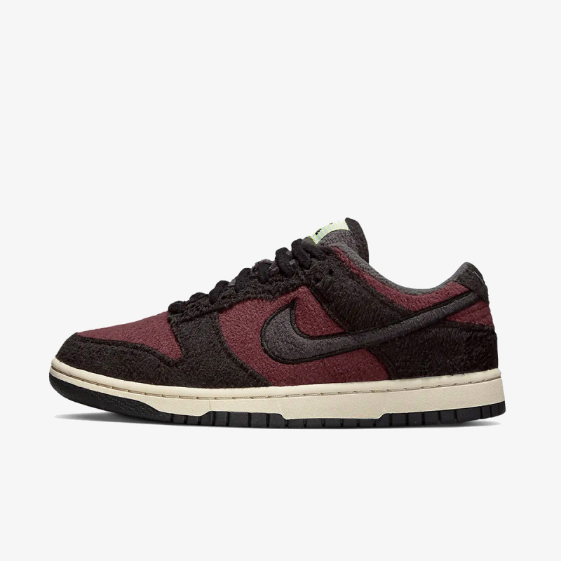 NIKE W NIKE DUNK LOW SE CC 