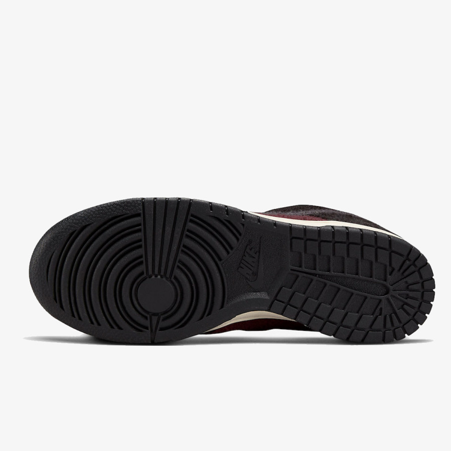 NIKE W NIKE DUNK LOW SE CC 