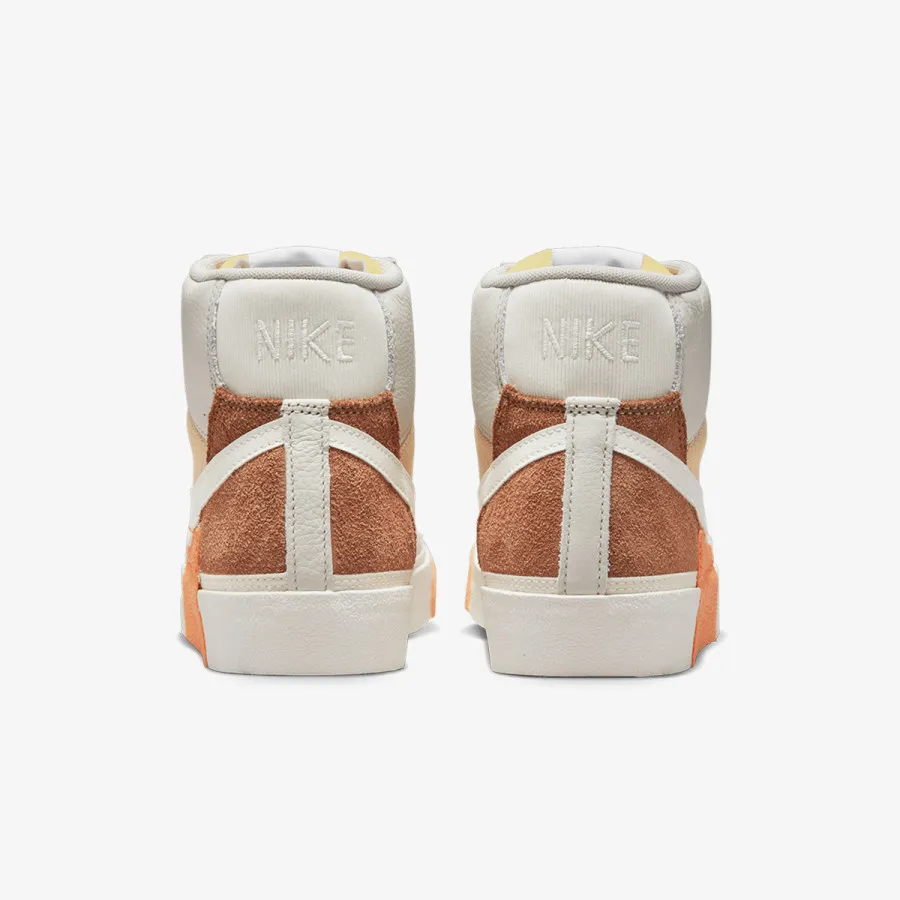 NIKE BLAZER MID '77 PRO CLUB 