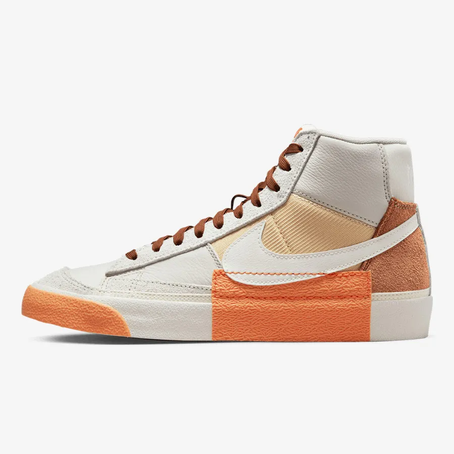 NIKE BLAZER MID '77 PRO CLUB 
