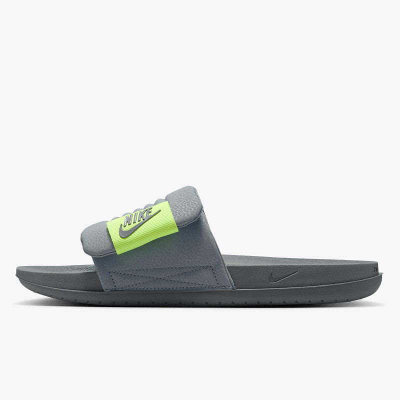 NIKE Offcourt 