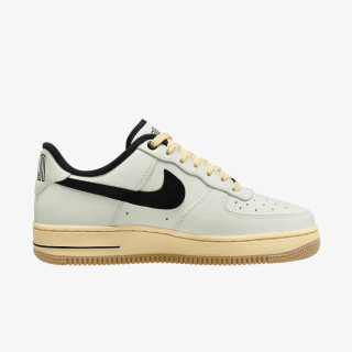 NIKE WMNS AIR FORCE 1 '07 LX 