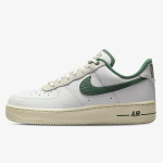 NIKE WMNS AIR FORCE 1 '07 LX 