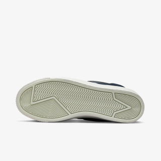 NIKE Blazer Mid Victory 