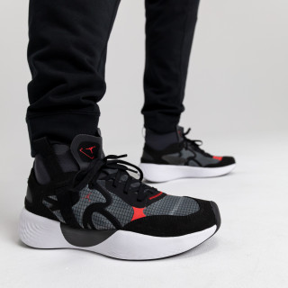 NIKE JORDAN DELTA 3 MID 