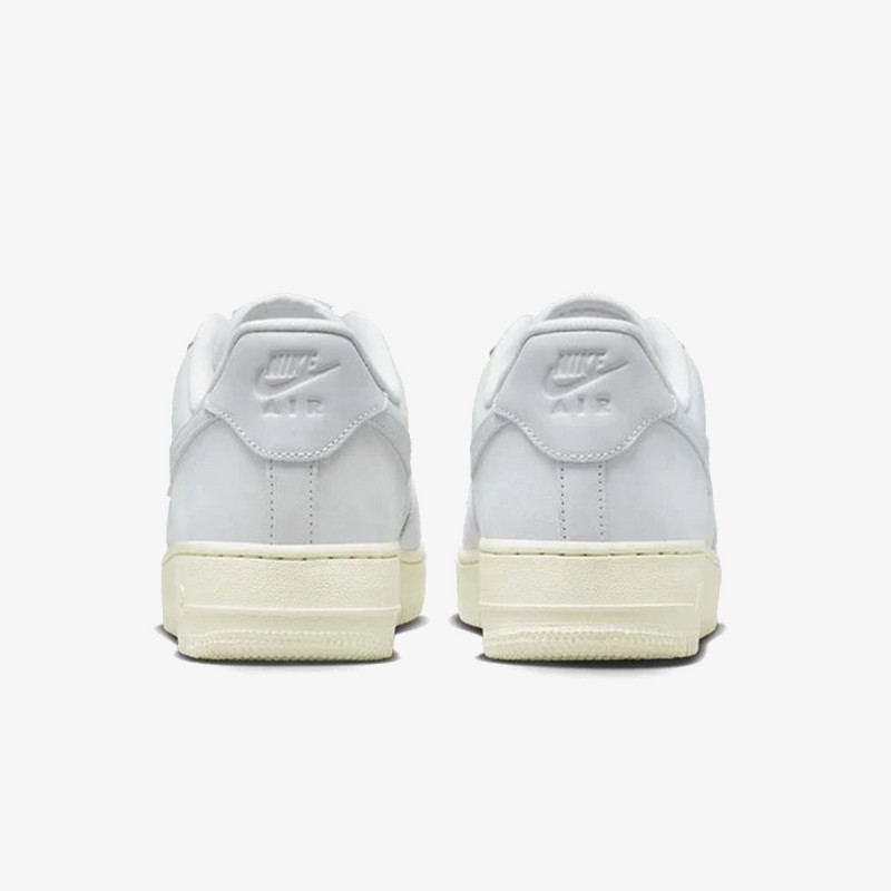 NIKE Air Force 1 '07 