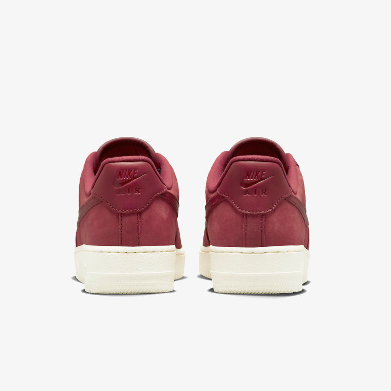 NIKE Air Force 1 '07 