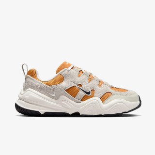 NIKE Tech Hera 