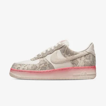 NIKE NIKE WMNS AIR FORCE 1 '07 LV8 OF1 