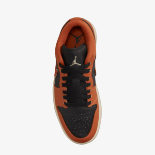 NIKE WMNS AIR JORDAN 1 LOW SE 