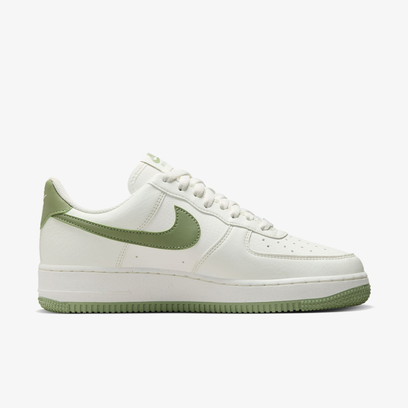 NIKE Air Force 1 '07 SE 