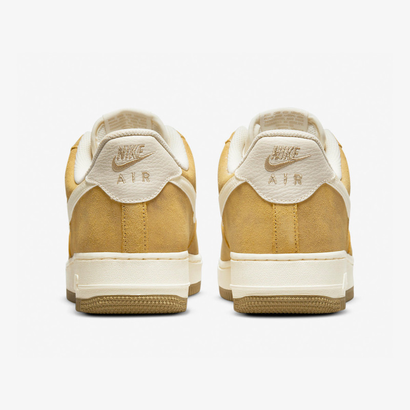 NIKE AIR FORCE 1 07 