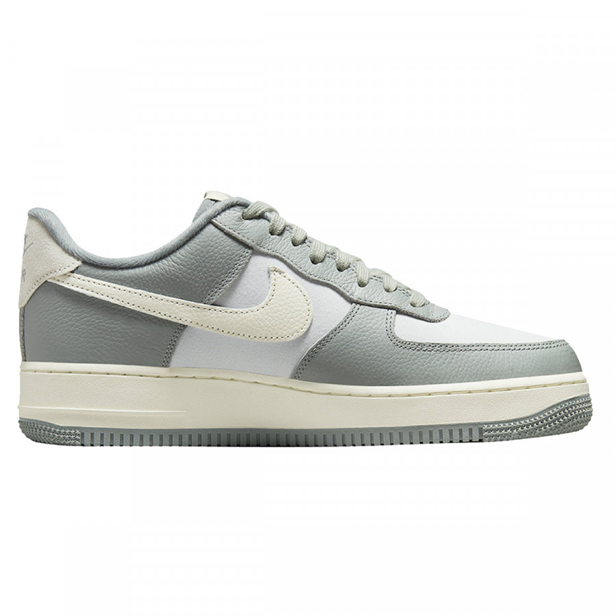 NIKE AIR FORCE 1 '07 LX NBHD 