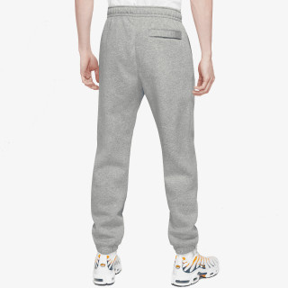 NIKE Club Fleece+ 