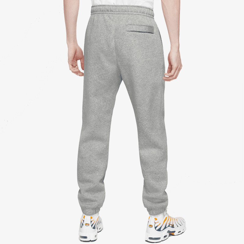 NIKE Club Fleece+ 