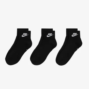 NIKE Everyday Essential 