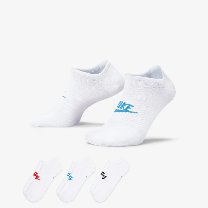 NIKE Everyday Essential 