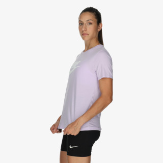 NIKE W NSW TEE ESSNTL ICN FTRA 
