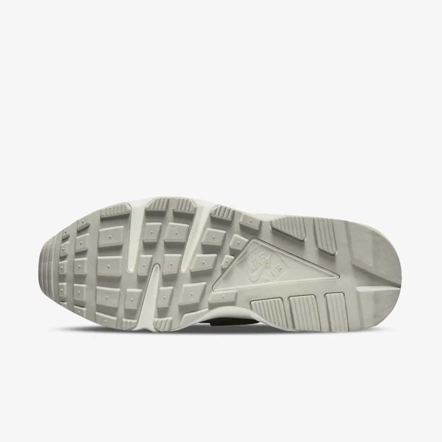 NIKE Air Huarache 