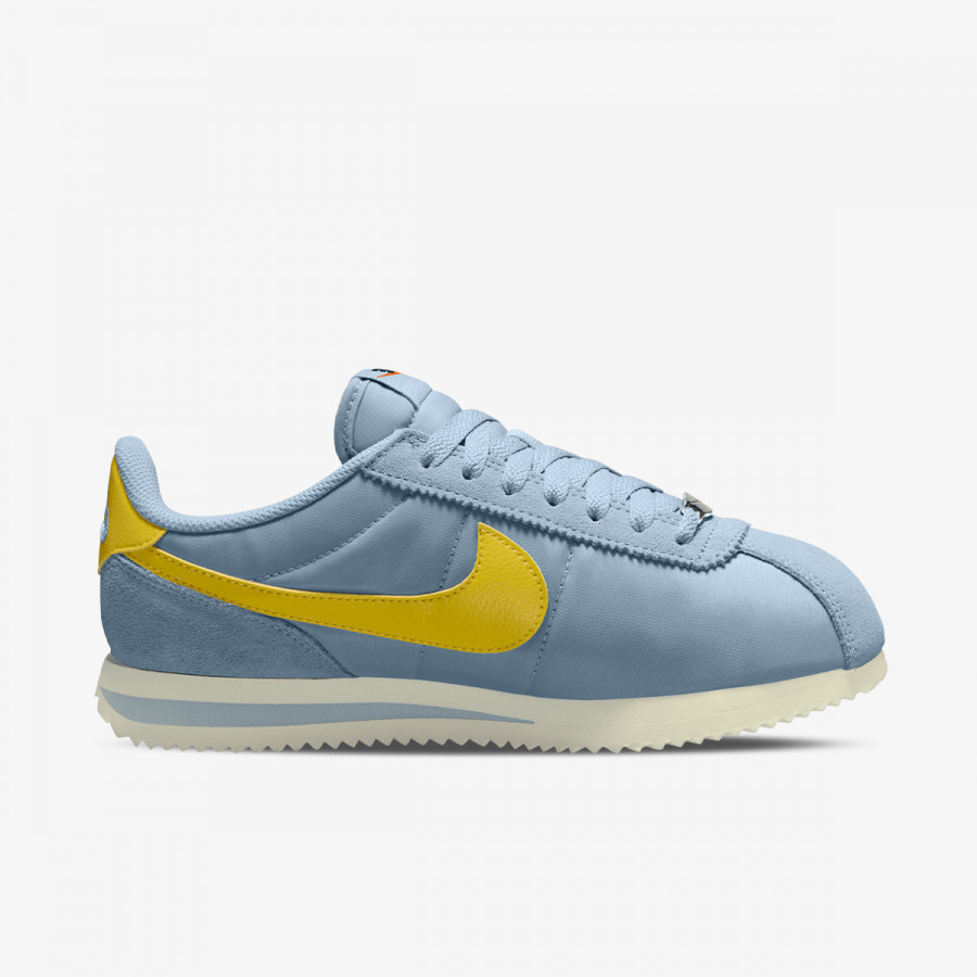 NIKE Cortez 