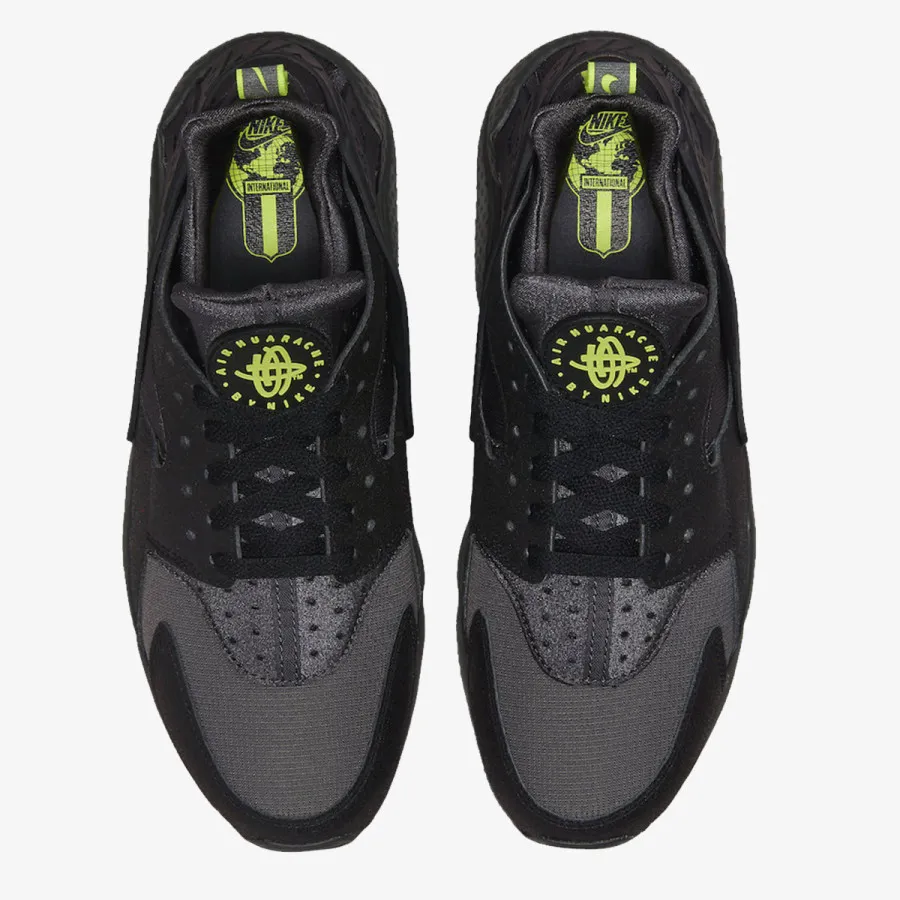 NIKE Air Huarache 
