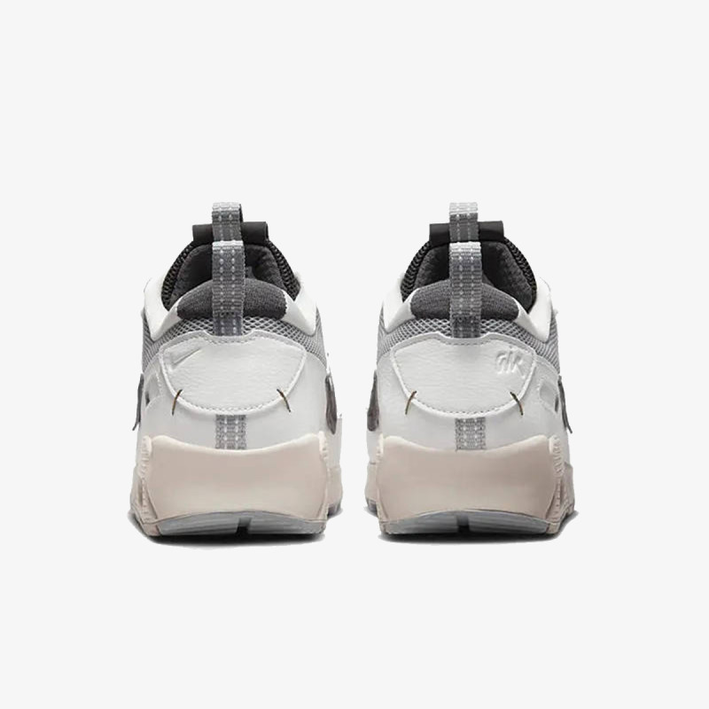 NIKE WMNS NIKE AIR MAX 90 FUTURA 